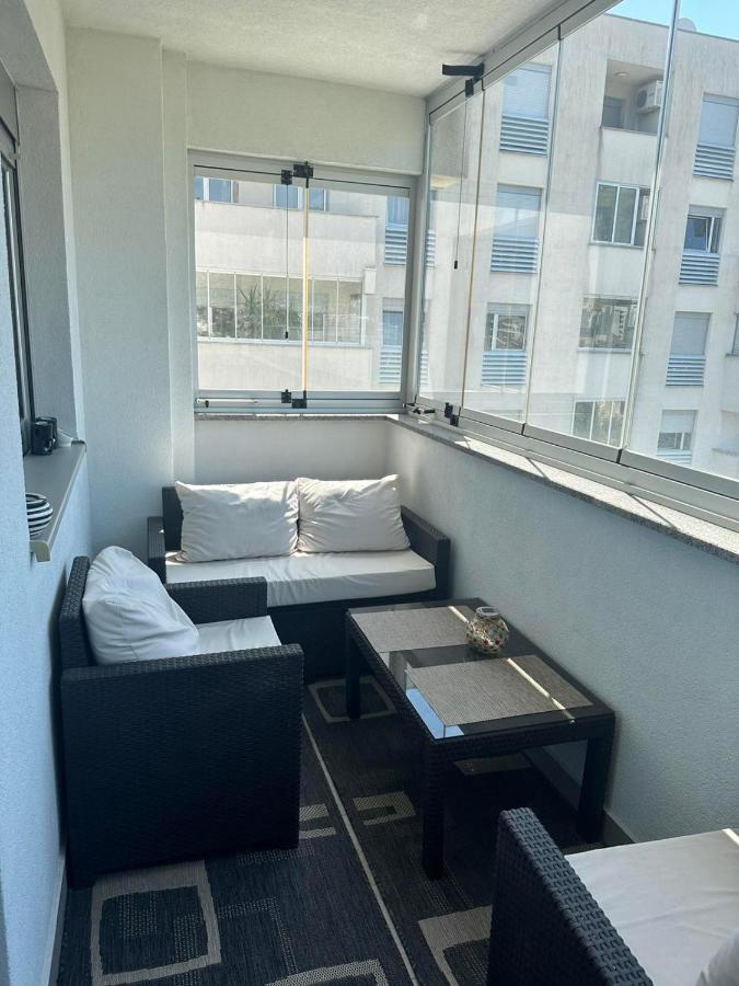 Luxury Aparment Blossom モスタル エクステリア 写真