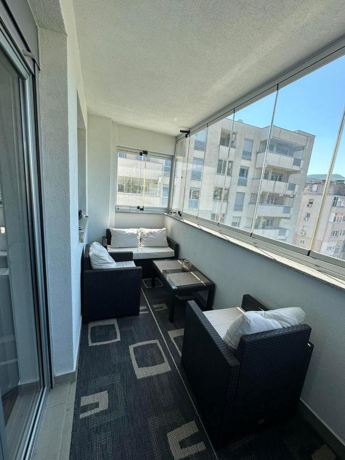 Luxury Aparment Blossom モスタル エクステリア 写真